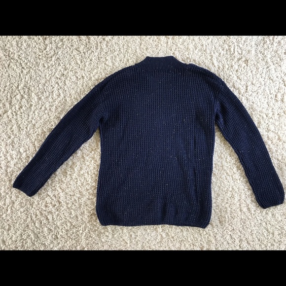 Do + Be Blue Sweater. Size medium - Picture 4 of 4